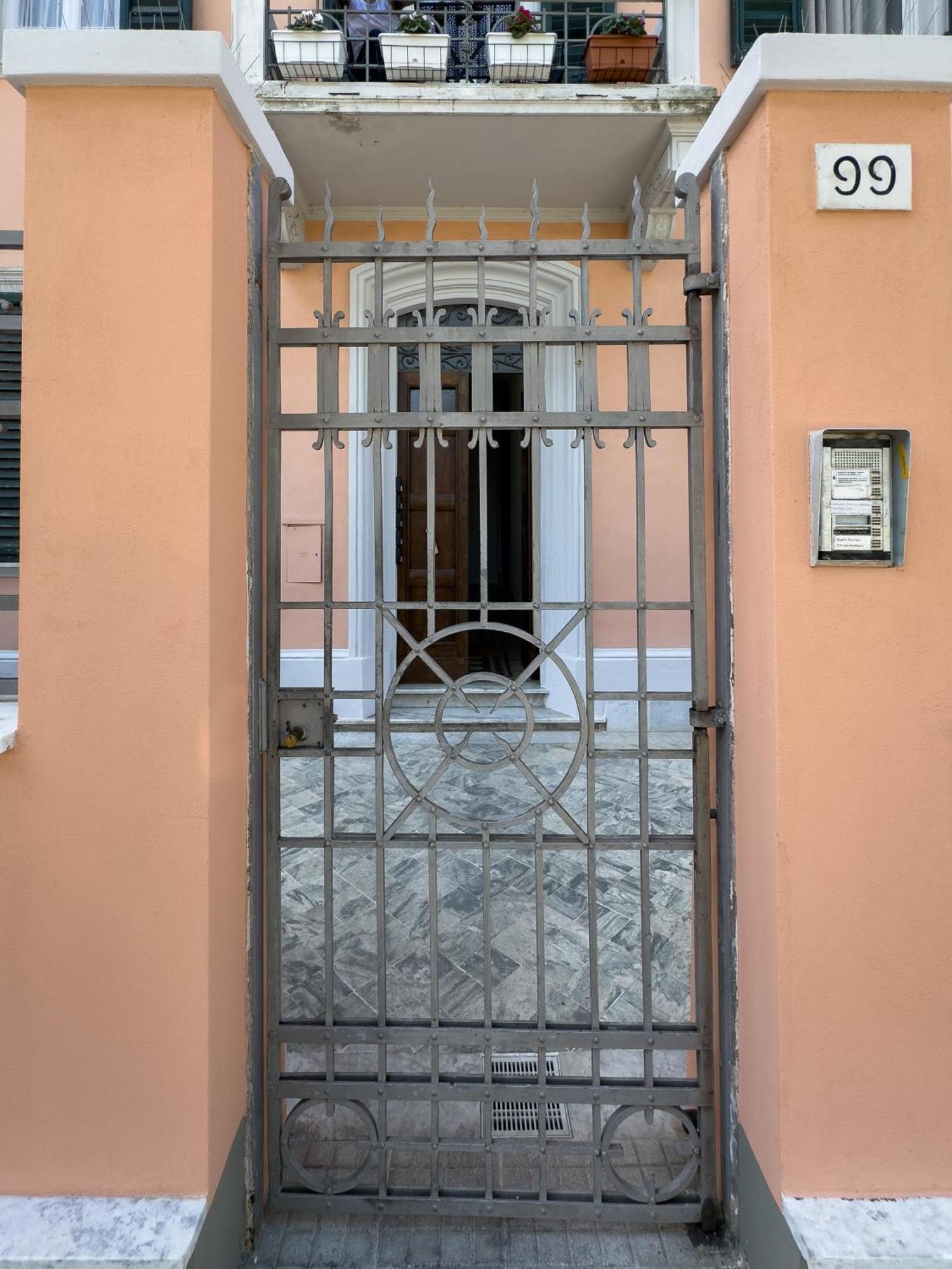 La Casa Di Eli Appartamenti Pisa Exterior foto